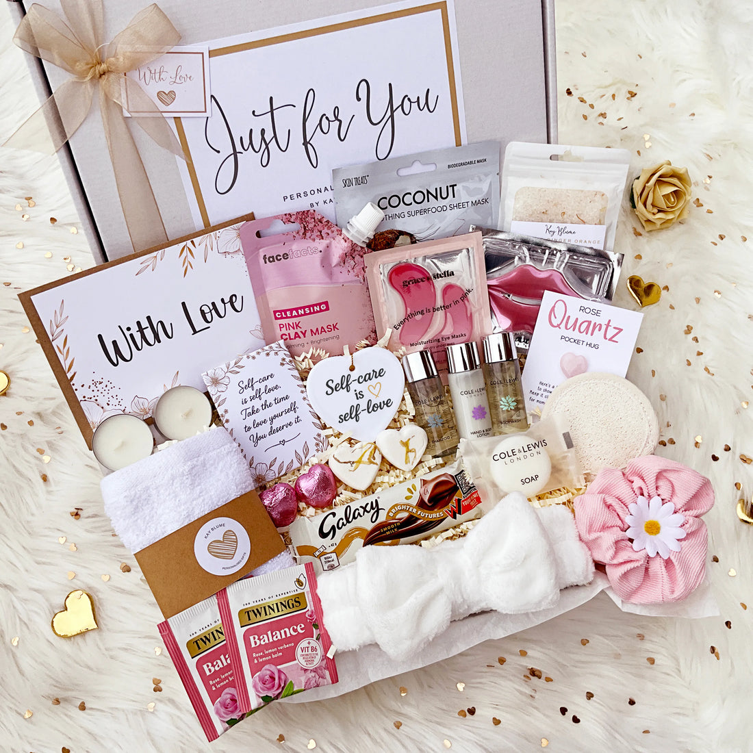 10 Thoughtful Christmas Gifts for Her (2025 Edition)
