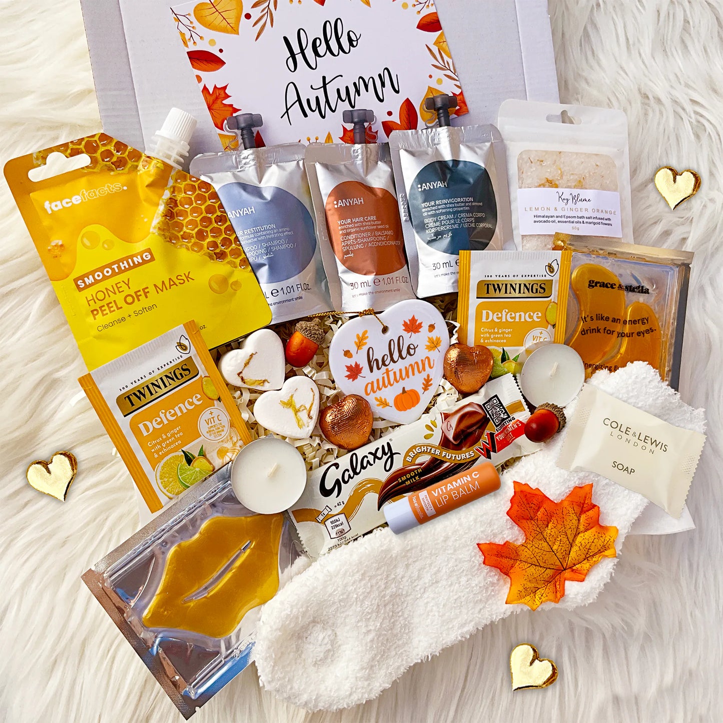 Autumn gift box filled with pampering treats, skincare products, and cozy accessories for a delightful self-care experience.