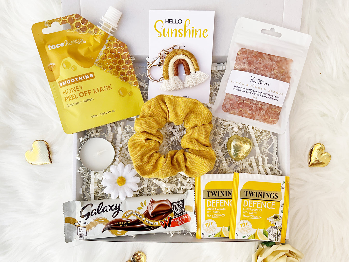 christmas hamper |daisy spa gift box - honey (letterbox size)